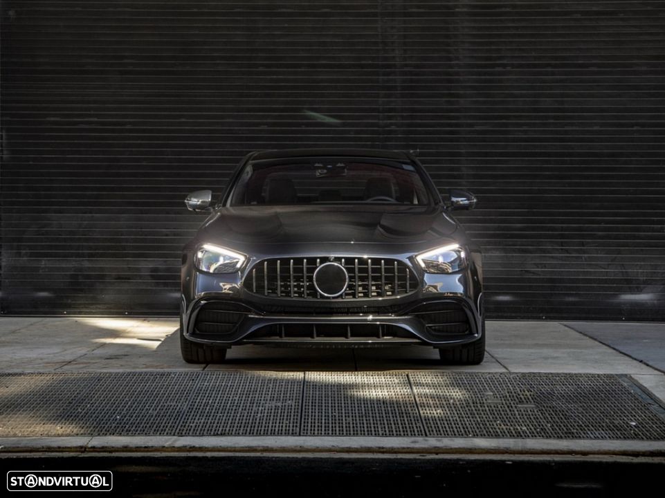 Grelha Mercedes E W213 S213 C238 A238 (2020 a 2023) GTR - 4