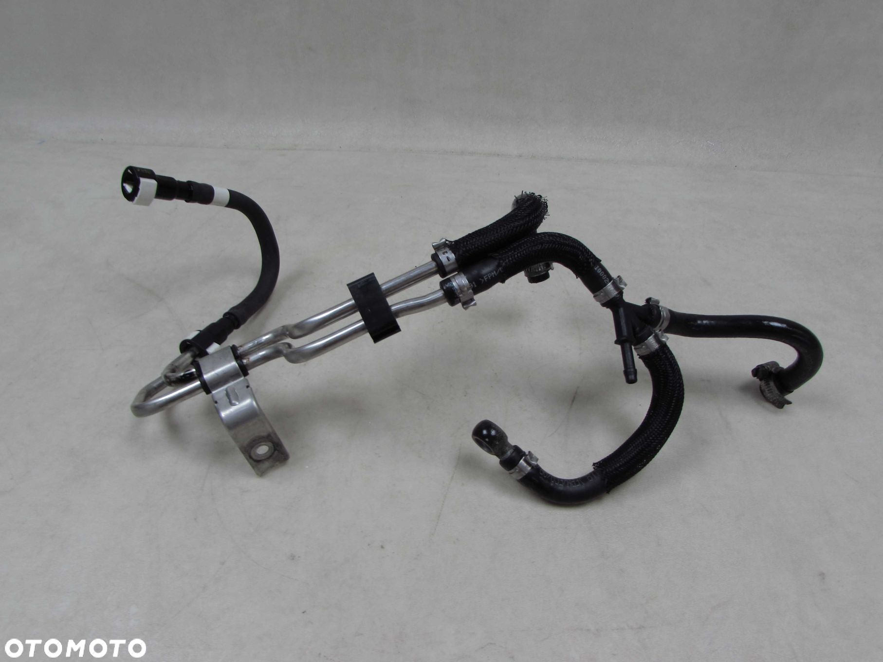 VOLVO C30 C70 II S40 V50 2.4 D5 04-13 WAZ PRZEWOD PALIWA 30750746 - 3