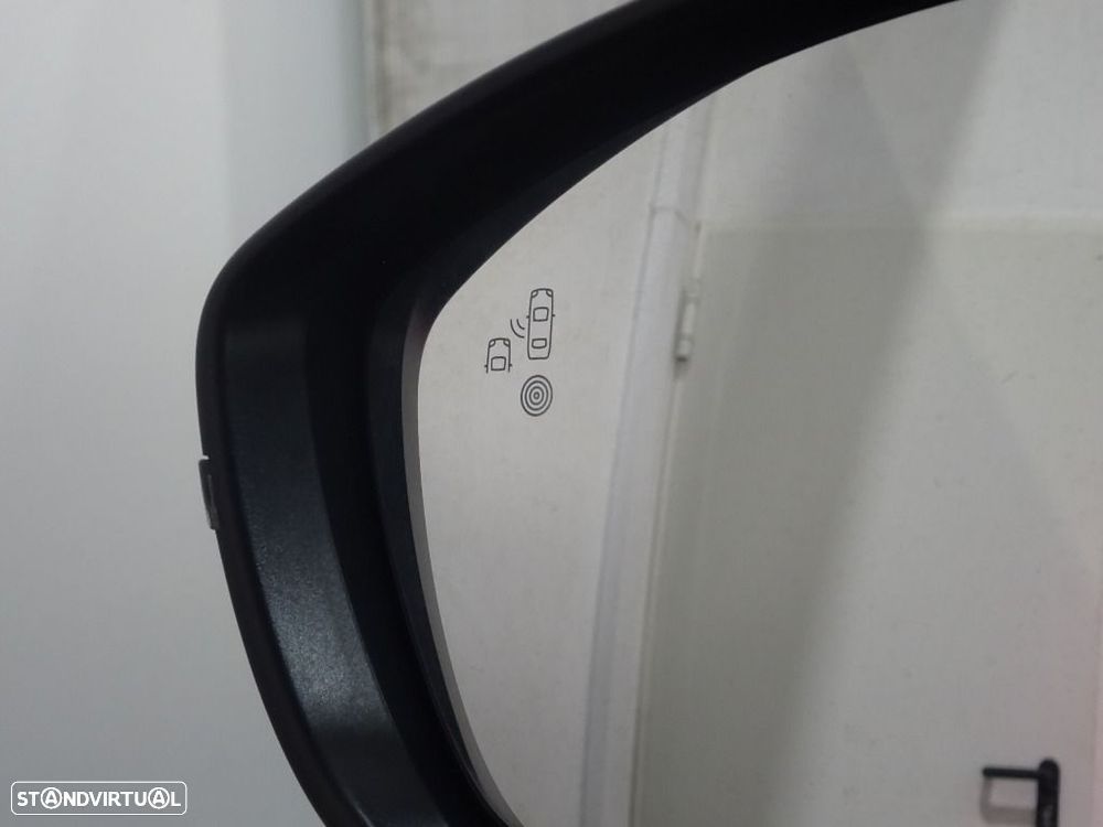 Peugeot 2008 1.5 BlueHDi GT - 35