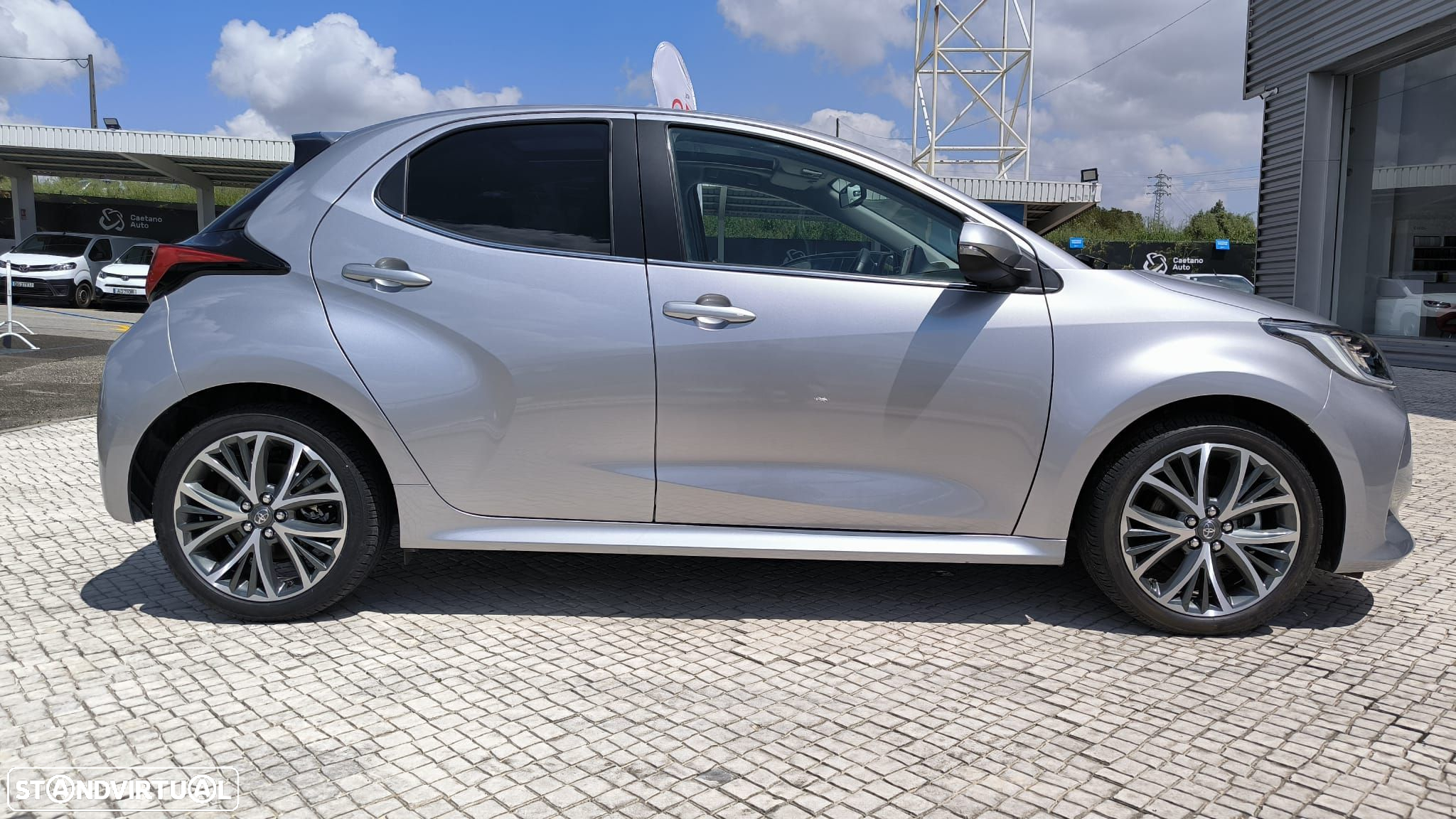 Toyota Yaris - 5