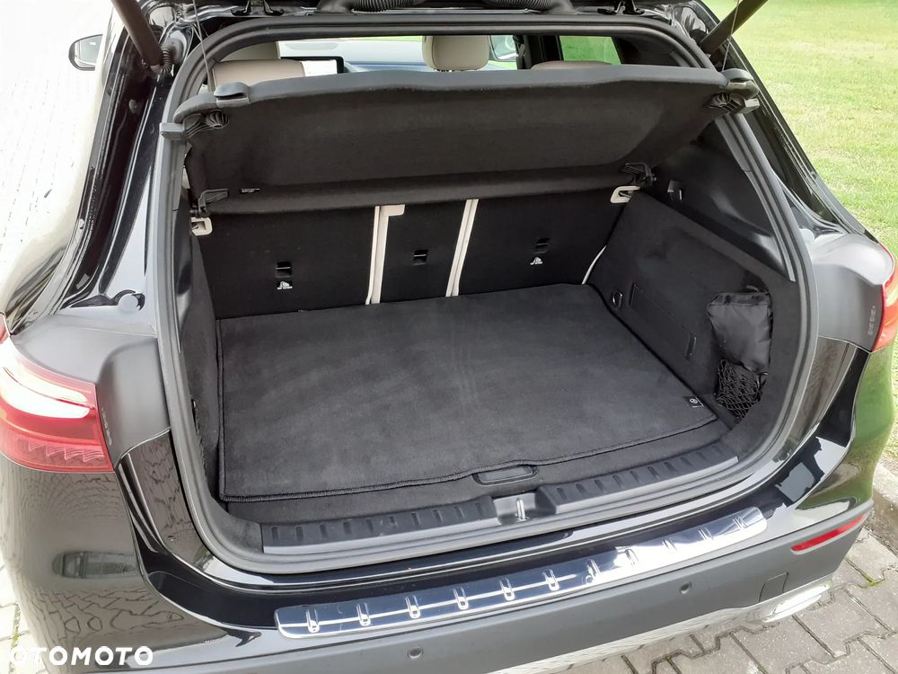 Mercedes-Benz GLA 200 Progressive - 8