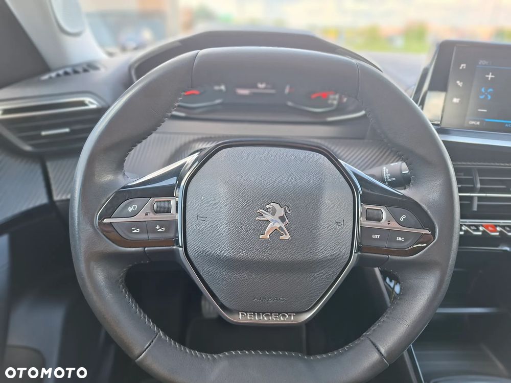 Peugeot 2008 - 26