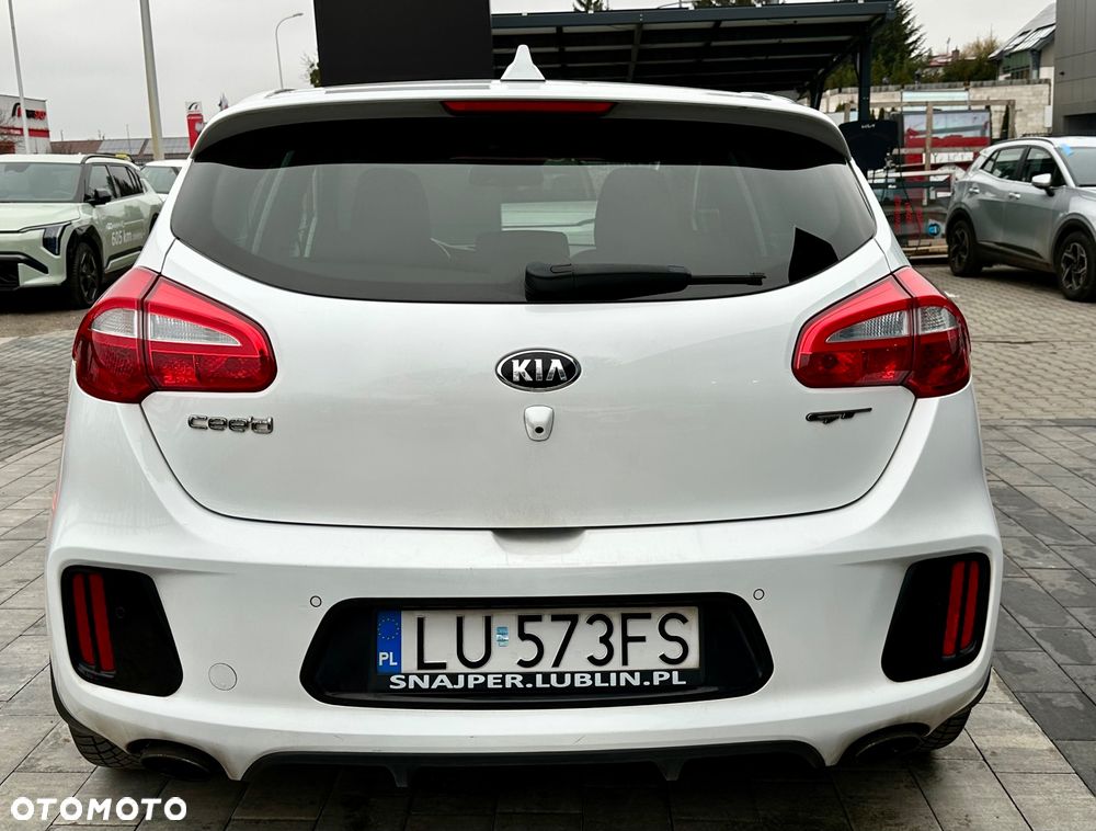 Kia Ceed - 5