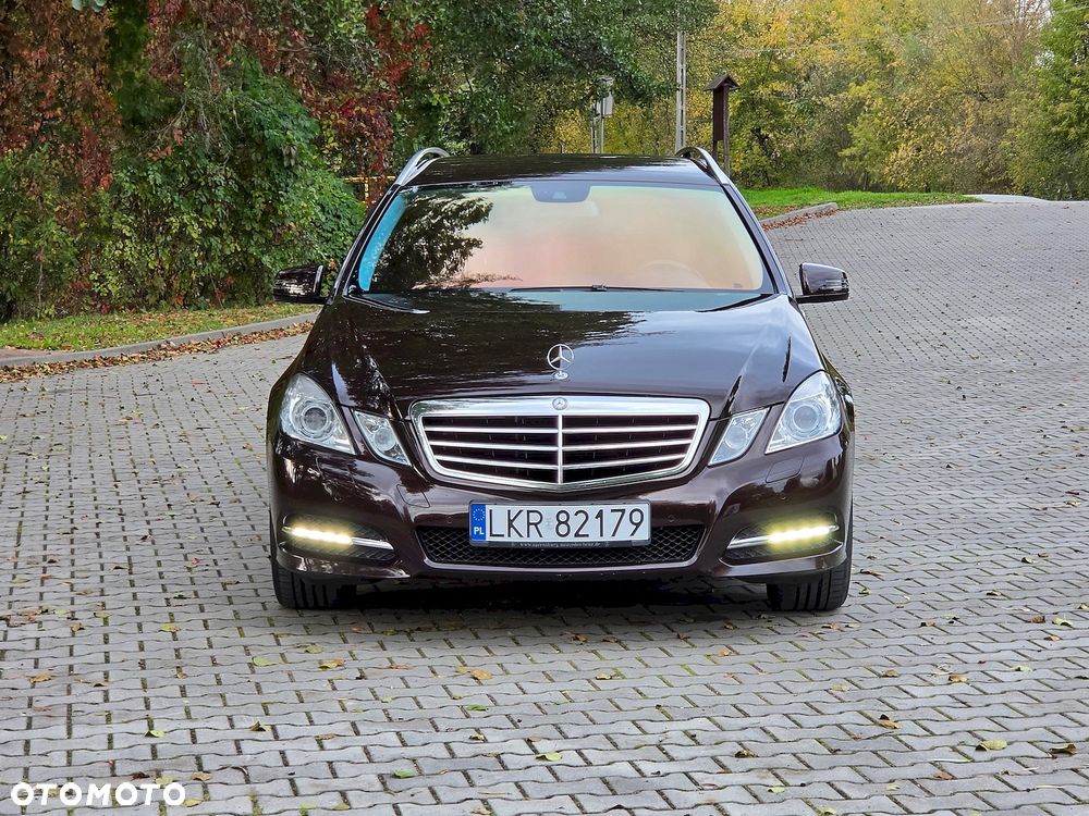 Mercedes-Benz Klasa E 250 CDI DPF BlueEFFICIENCY Avantgarde - 1