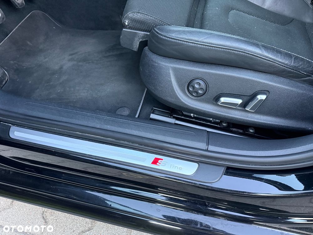 Audi A4 Avant 2.0 TDI DPF quattro S line Sportpaket - 14