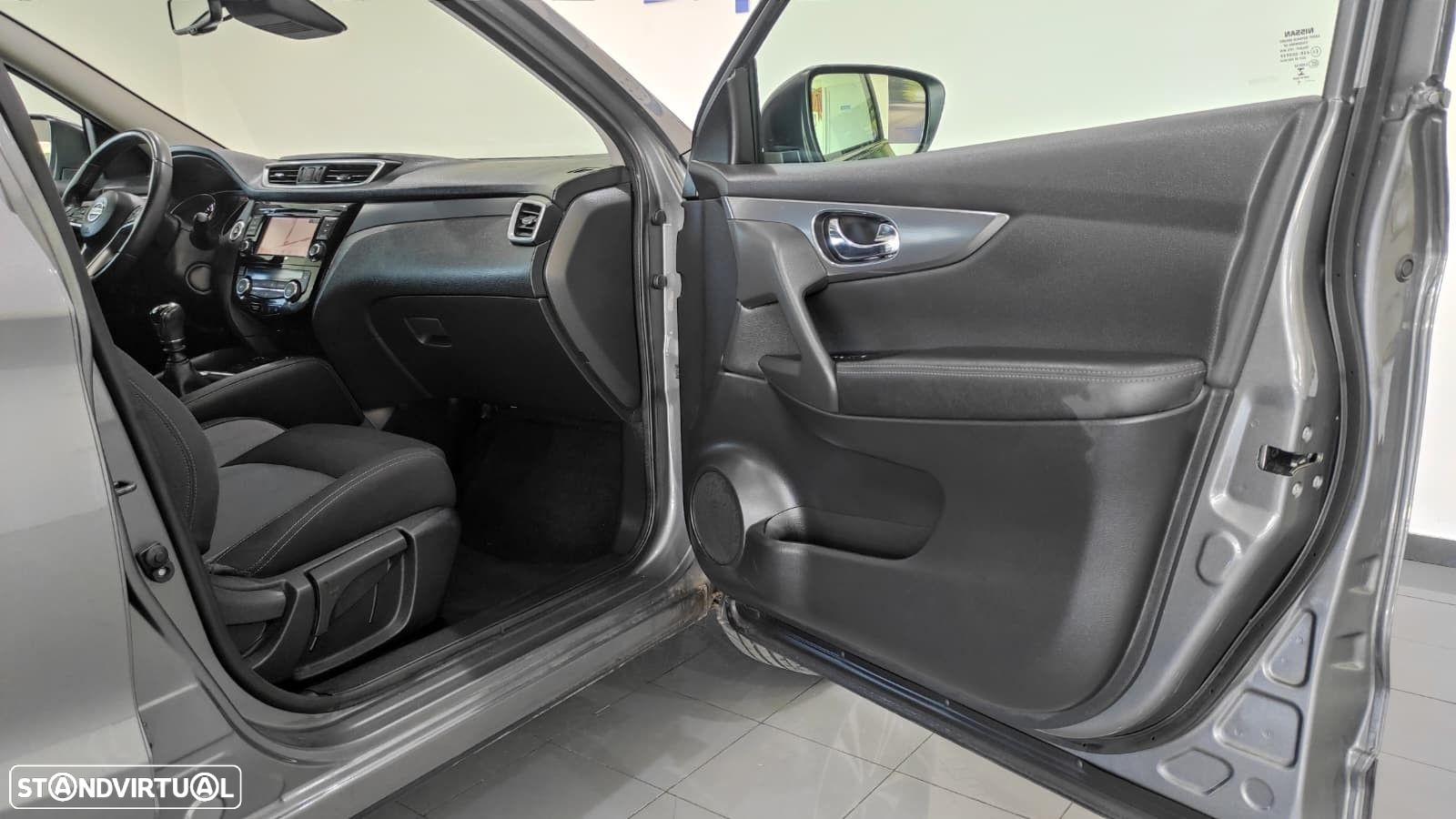 Nissan Qashqai 1.3 DIG-T N-Connecta - 21