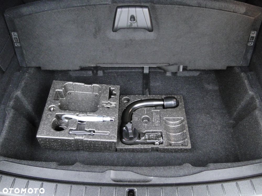 BMW Seria 2 220i Sport Line - 22