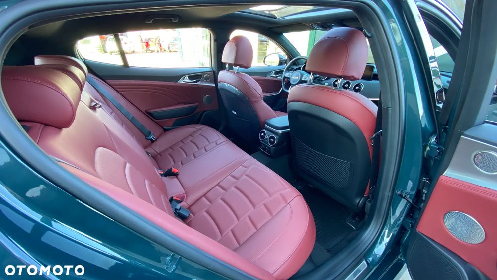 Kia Stinger 3.3 T-GDI V6 GT Prestige Line AWD - 18