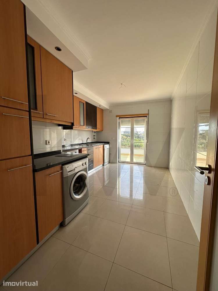 Apartamento T2 com 2 Terraços, Arrecadação e Estacionamento – Mafra - Grande imagem: 5/21