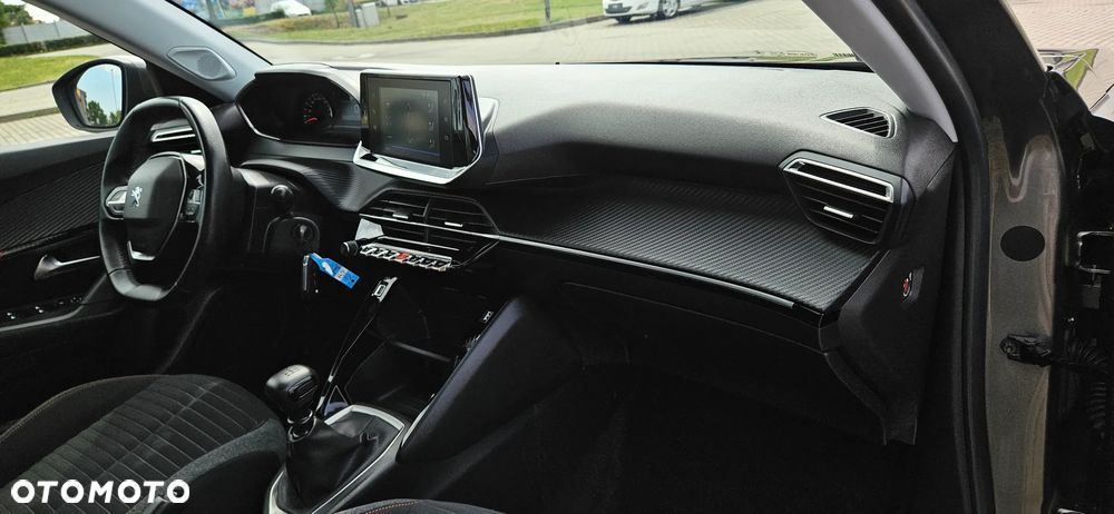 Peugeot 2008 PureTech 130 Allure - 5