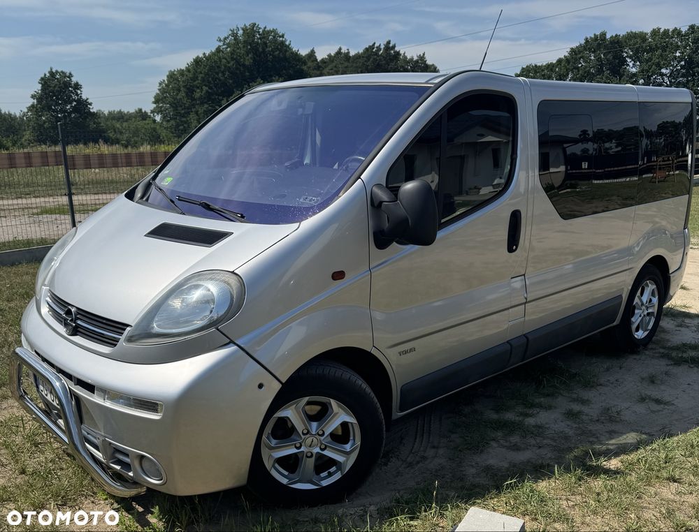 Opel Vivaro - 2