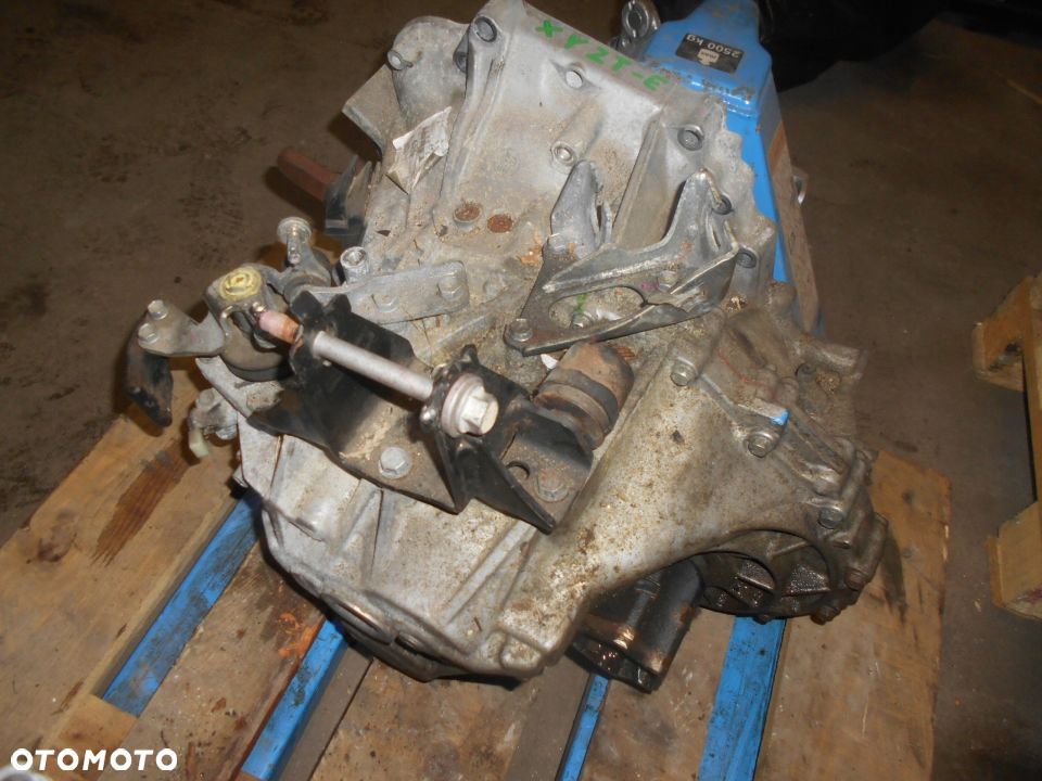 Skrzynia biegów Toyota AVENSIS T27 2,0 D4D 93kW 126KM XYZT-E 6-bieg manual - 4