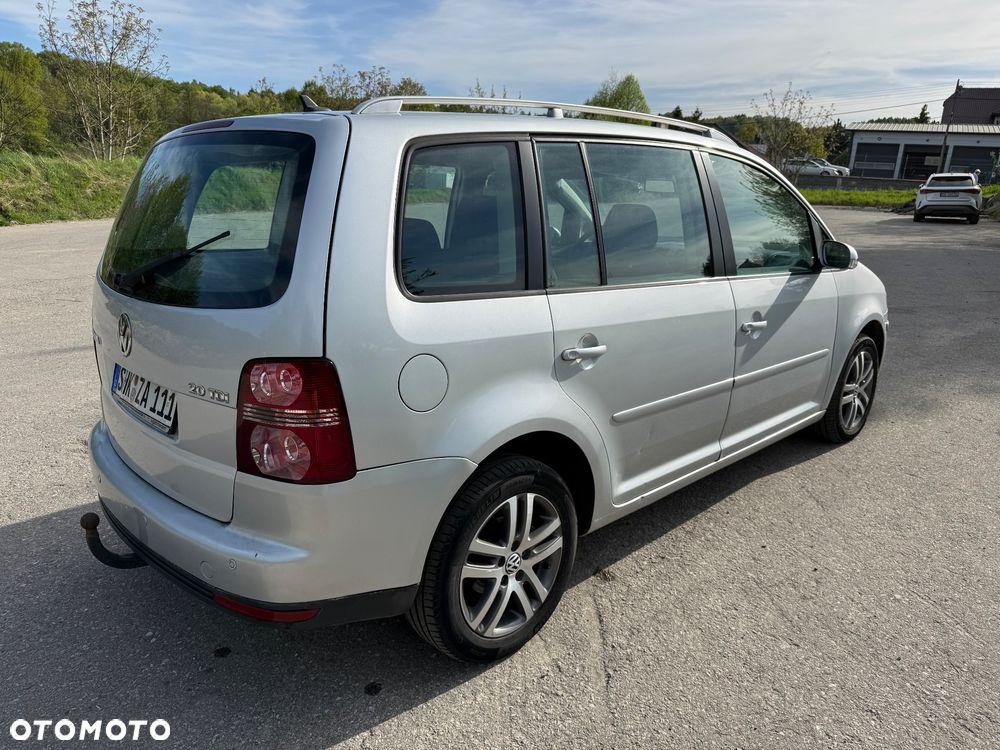 Volkswagen Touran 2.0 TDI Trendline - 6
