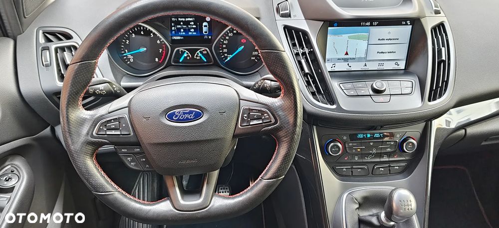 Ford Kuga 1.5 EcoBoost FWD ST-Line X - 22