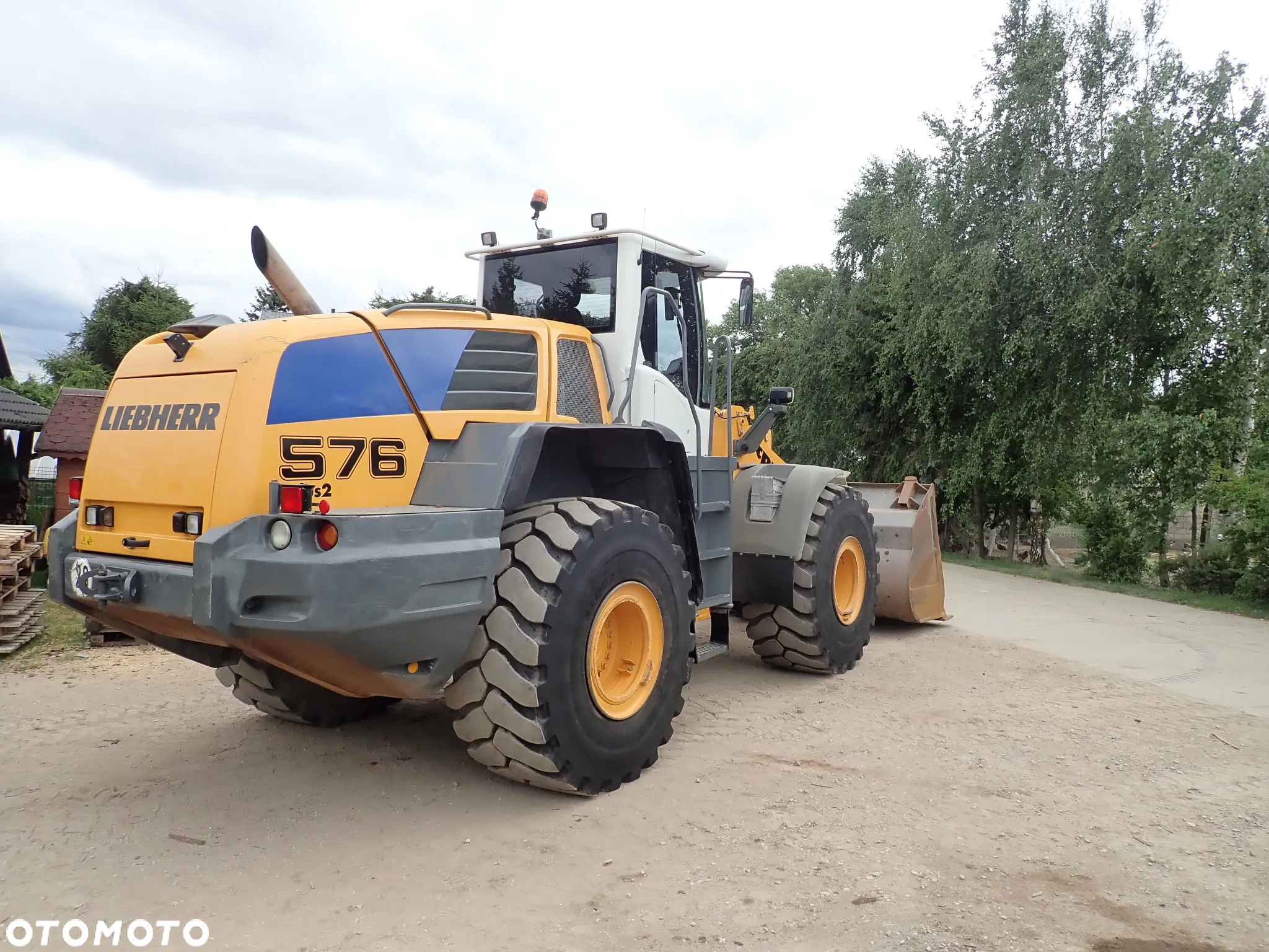 Liebherr L576 - 8