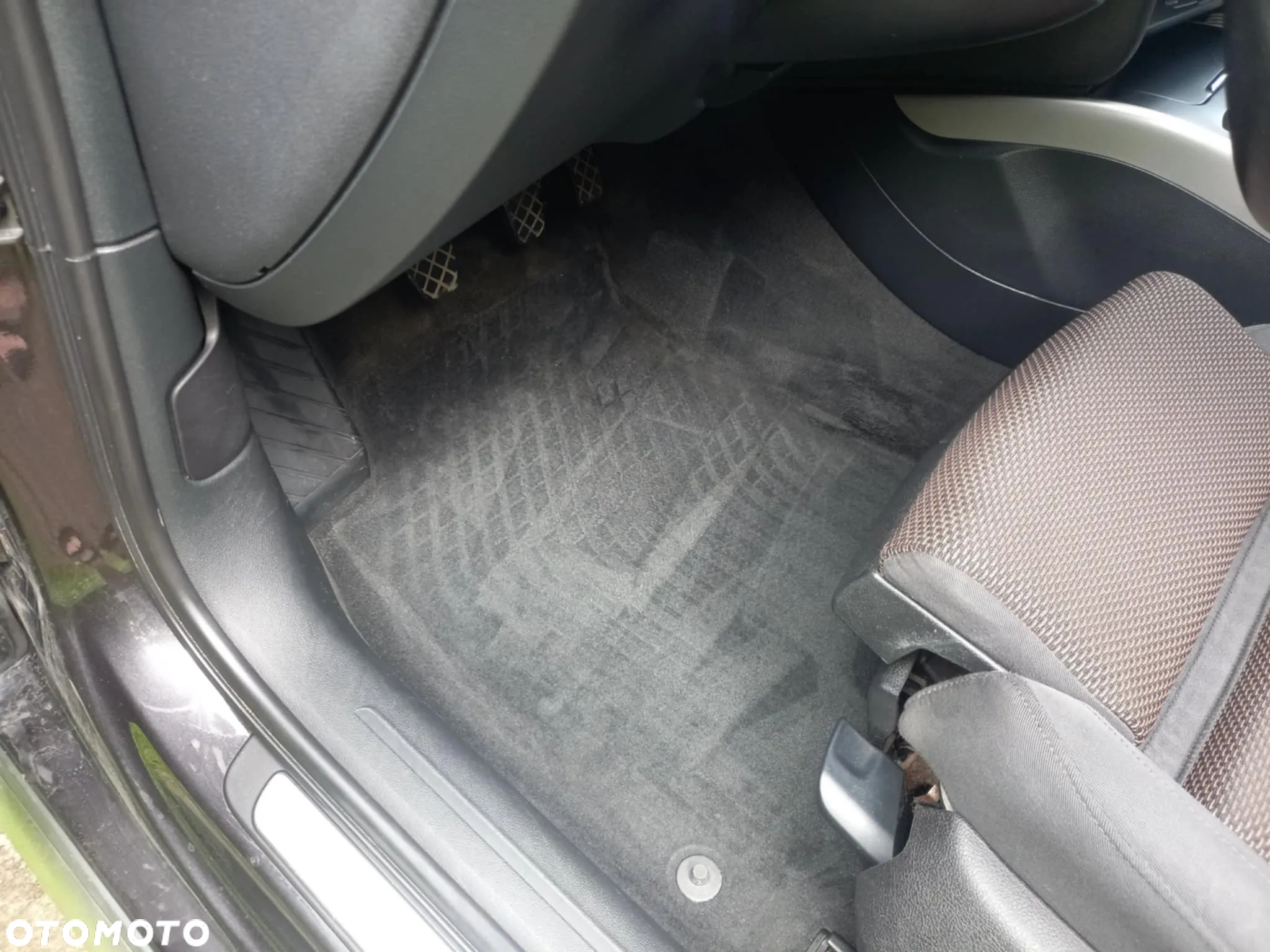 Audi A4 Allroad 2.0 TDI Quattro - 28