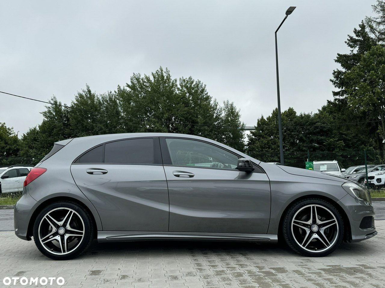 Mercedes-Benz Klasa A 160 CDI 7G-DCT AMG Line - 13