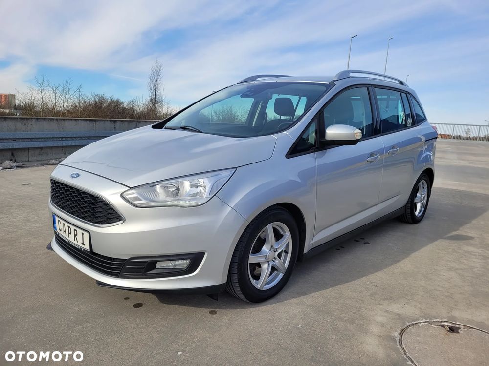 Ford Grand C-MAX - 3