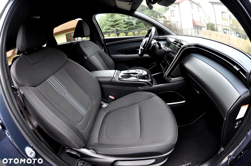 Hyundai Tucson 1.6 T-GDi HEV 2WD Advantage - 23