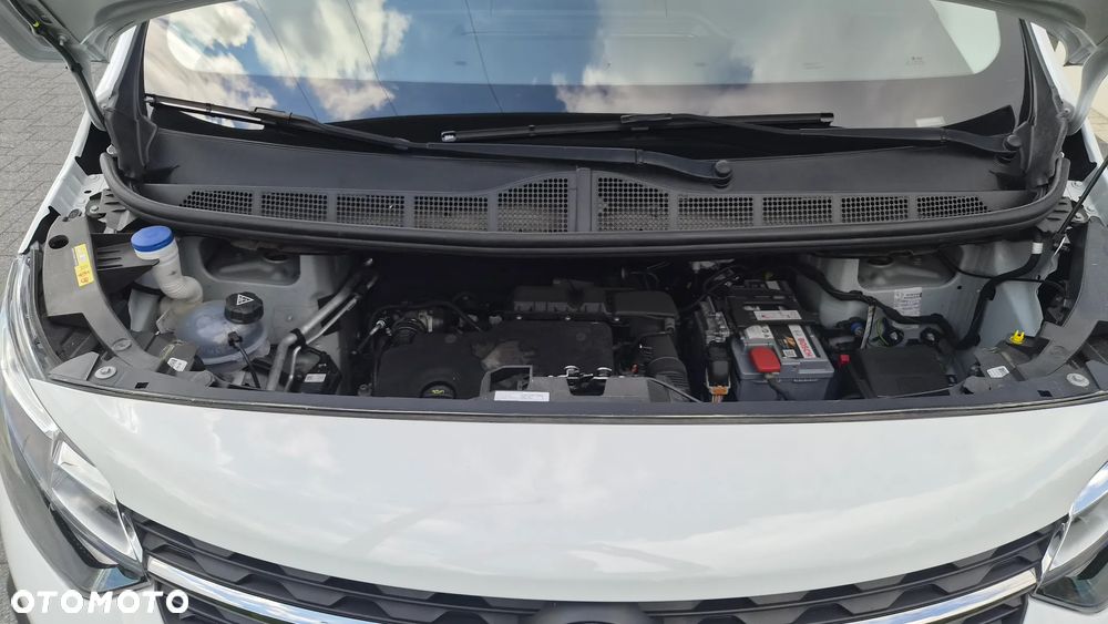 Opel Vivaro - 24
