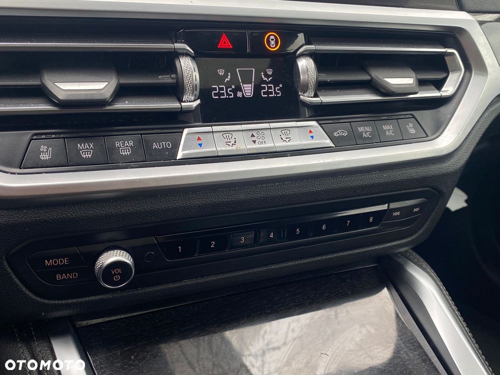 BMW Seria 4 M440i xDrive - 23