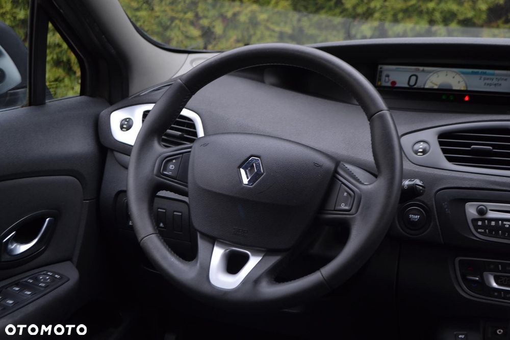 Renault Scenic 1.5 dCi Privilege - 25