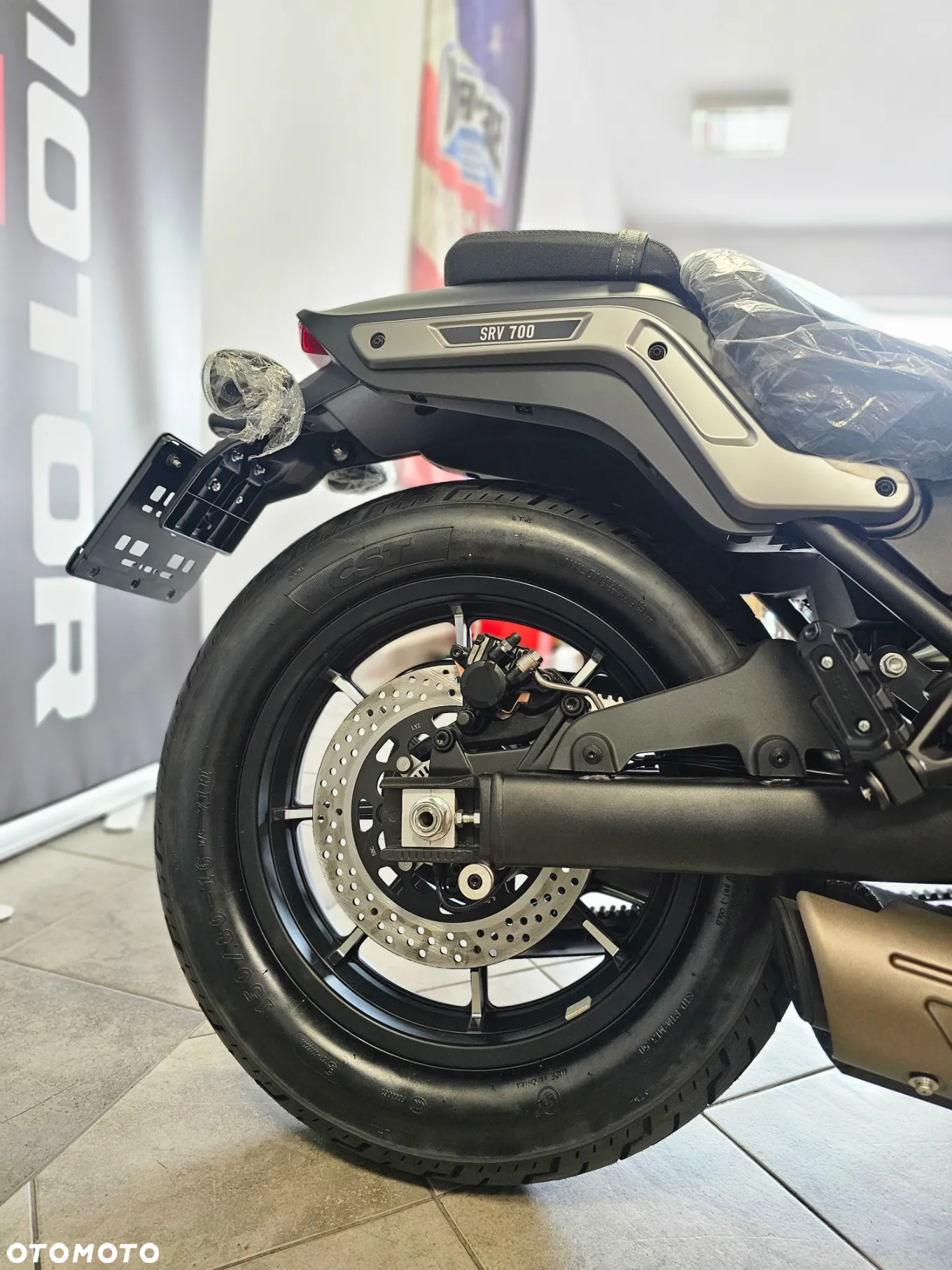 QJMOTOR SRV 700 - 4