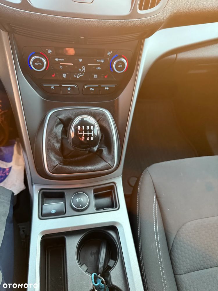 Ford Kuga 1.5 EcoBoost 2x4 Individual - 13