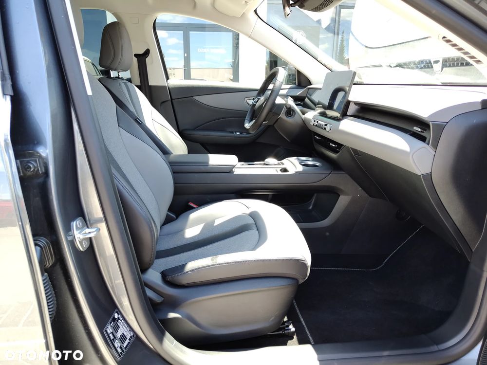 MG S5 EV 64kWh Luxury - 12