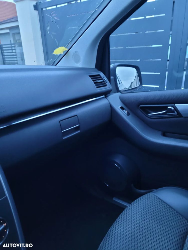 Mercedes-Benz B 180 CDI Autotronic - 10