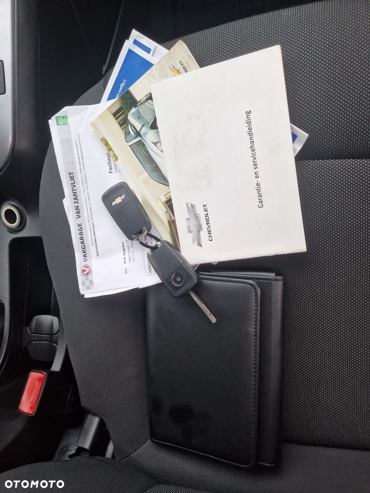 Chevrolet Cruze 1.6 LS+ - 21