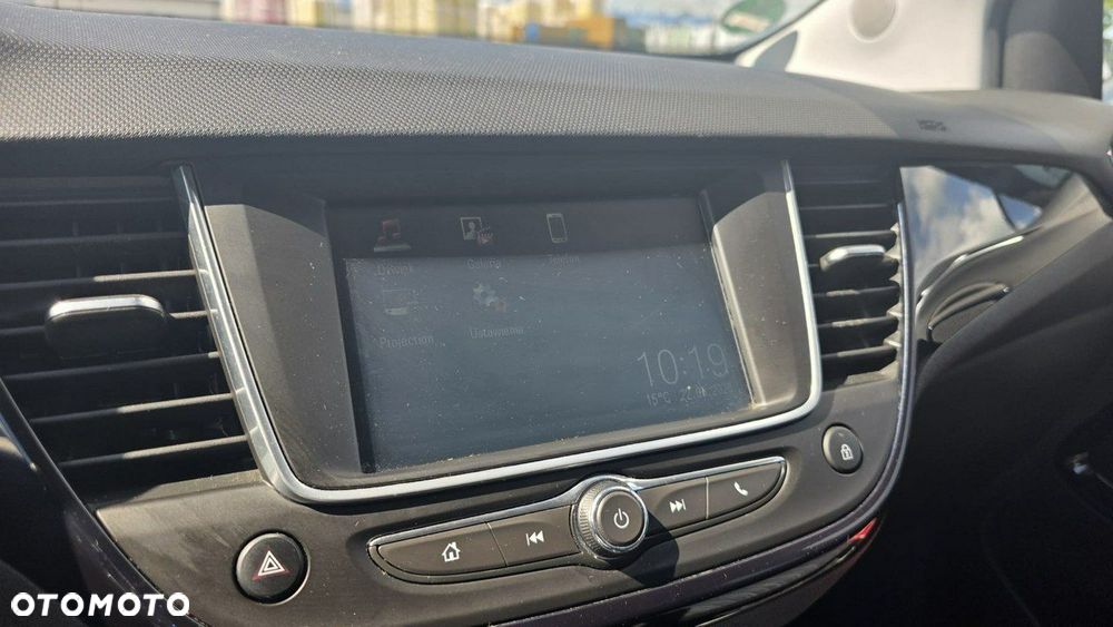 Opel Crossland X - 13