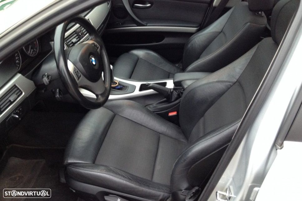 BMW 320 dA - 4