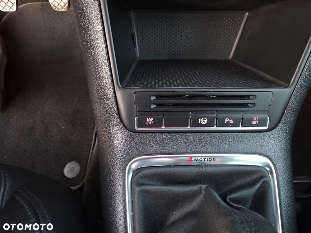 Volkswagen Tiguan 2.0 TSI 4Motion Trend & Fun - 34