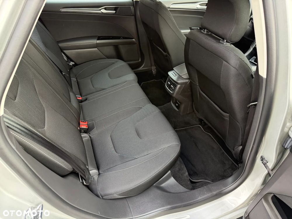 Ford Mondeo Turnier 2.0 EcoBlue Allrad Titanium - 33