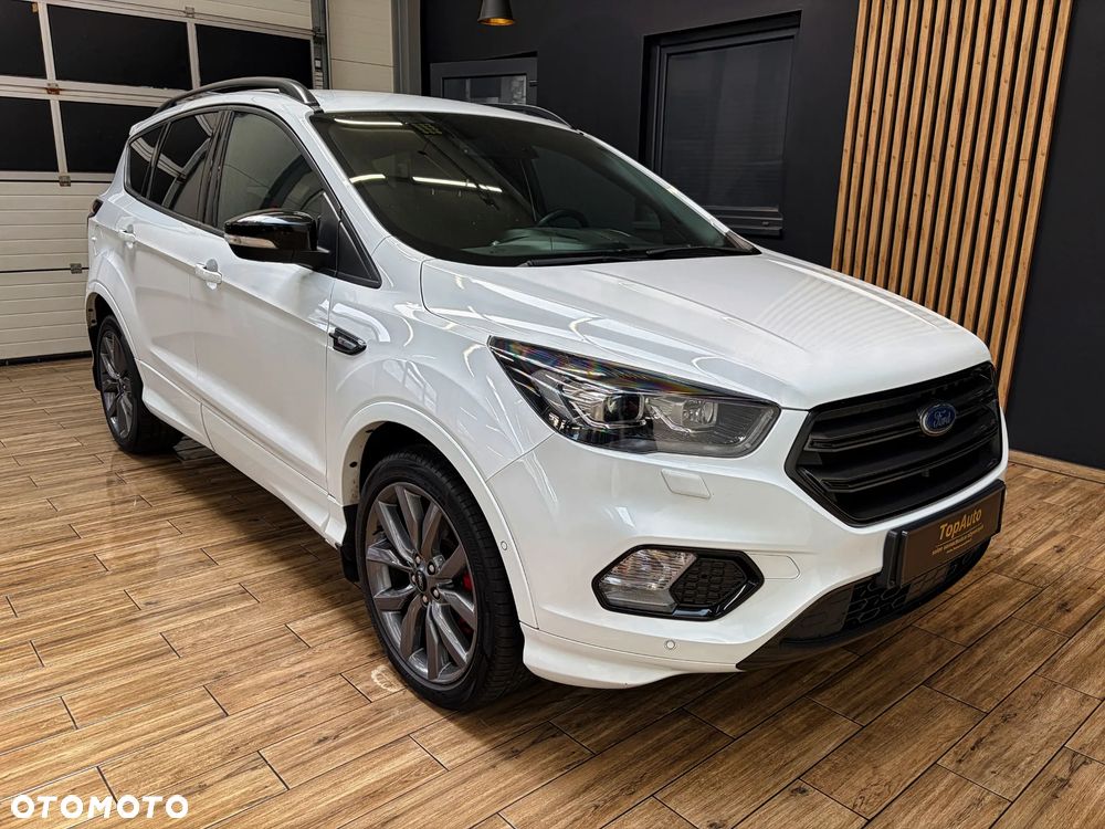 Ford Kuga 2.0 TDCi 2x4 ST-Line - 4