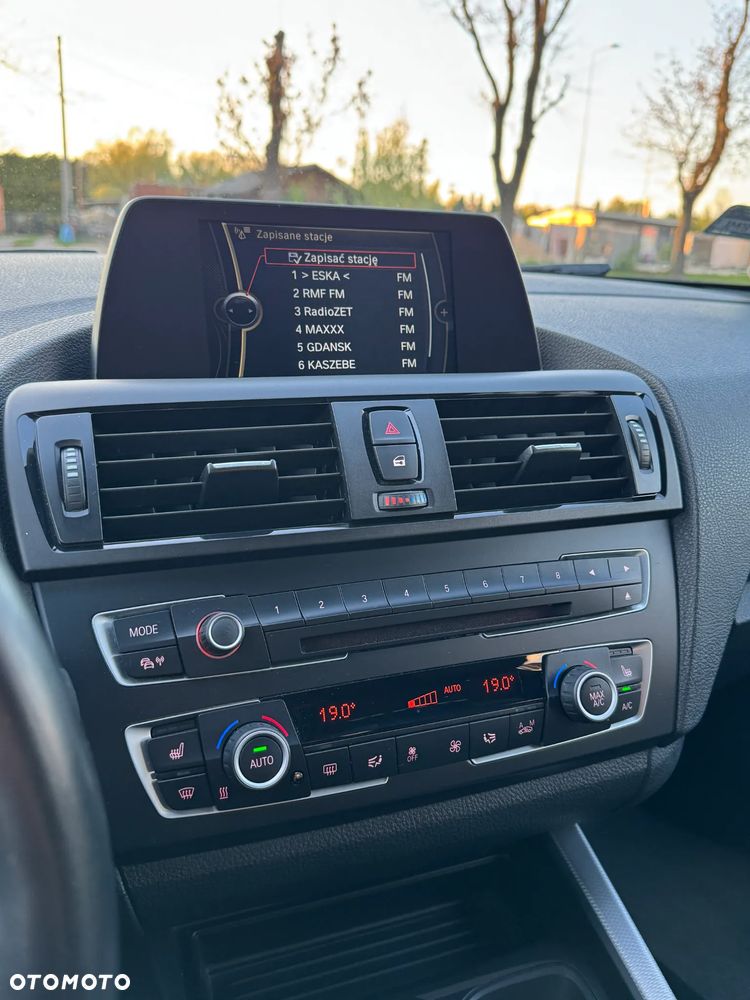 BMW Seria 1 116i Sport Line - 15