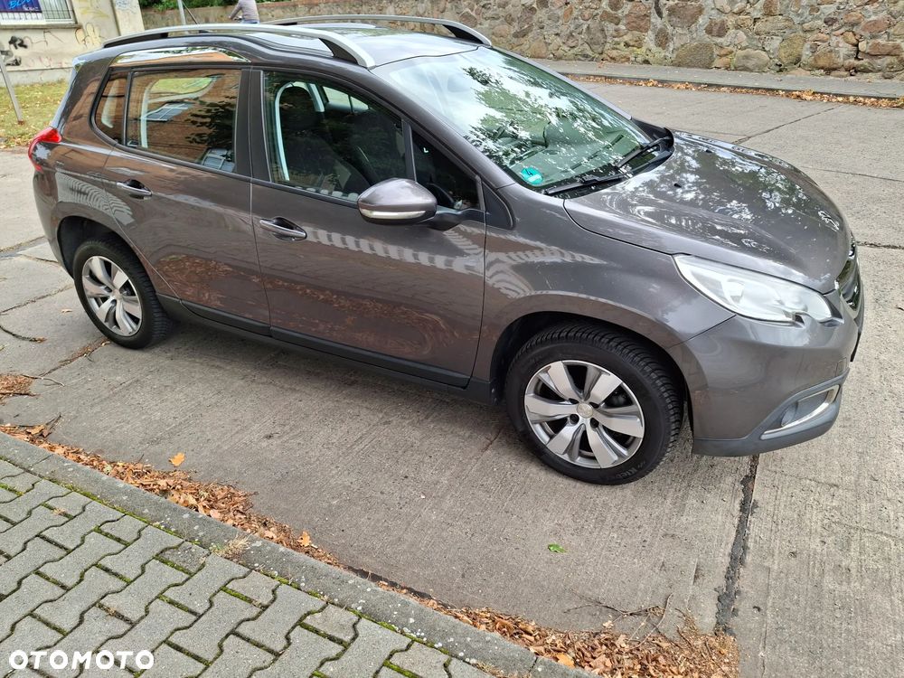 Peugeot 2008 - 5