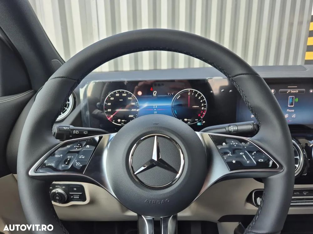 Mercedes-Benz GLA 250 e - 10