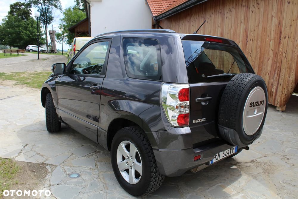Suzuki Grand Vitara 1.6 De luxe - 13