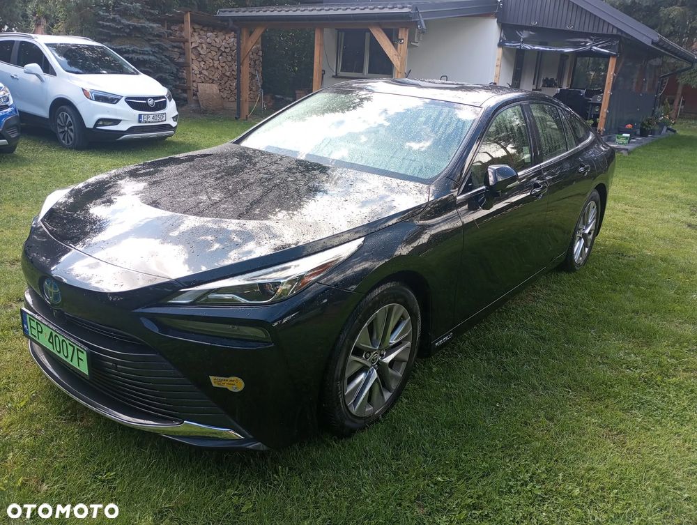 Toyota Mirai Standard - 2