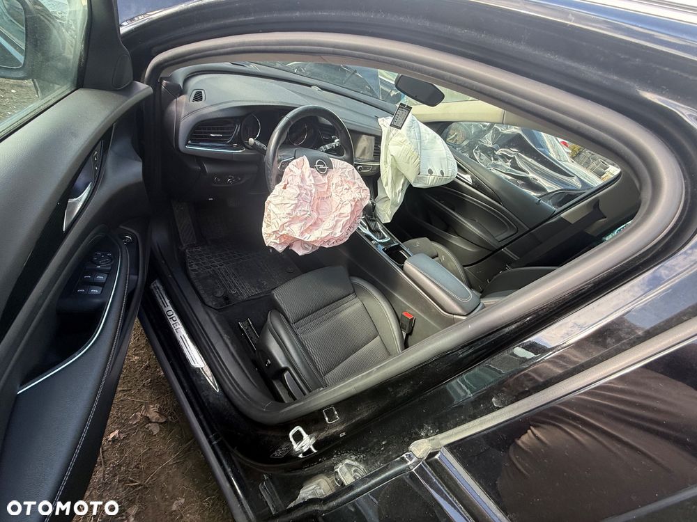 Opel Insignia - 14