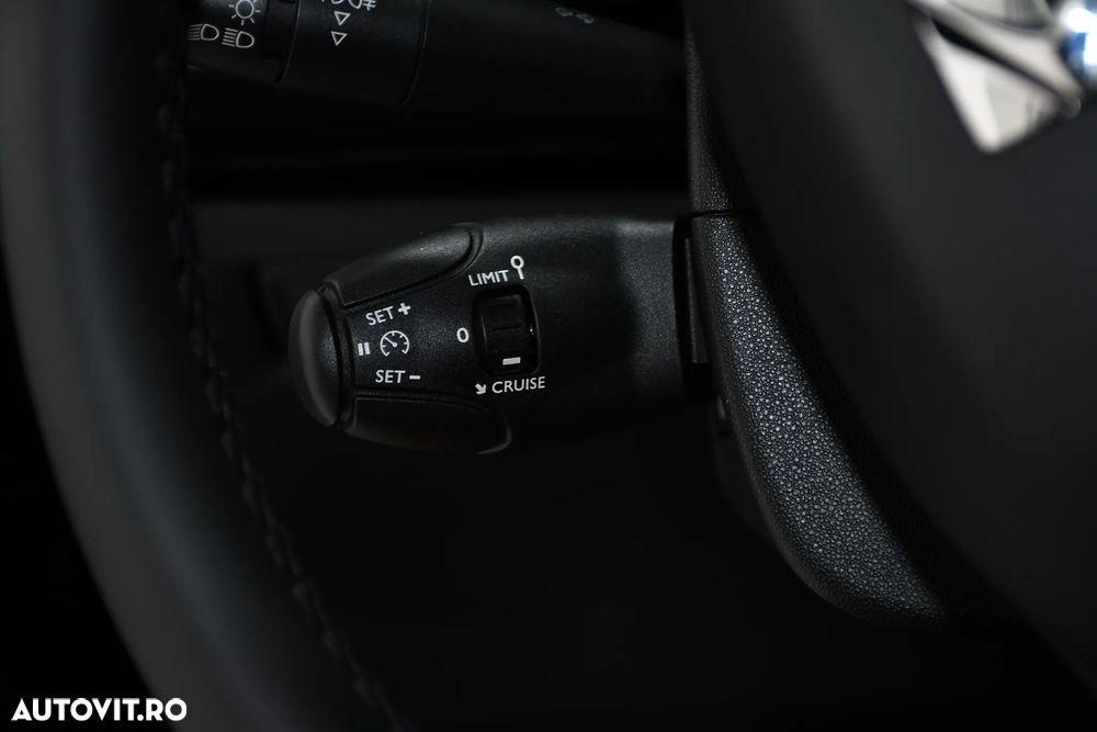 Citroën DS3 1.6 e-HDi Airdream BVM So Chic - 21