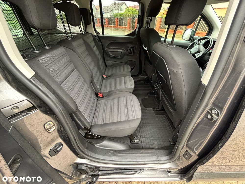 Opel Combo 1.5 CDTI Elegance Plus S&S - 10