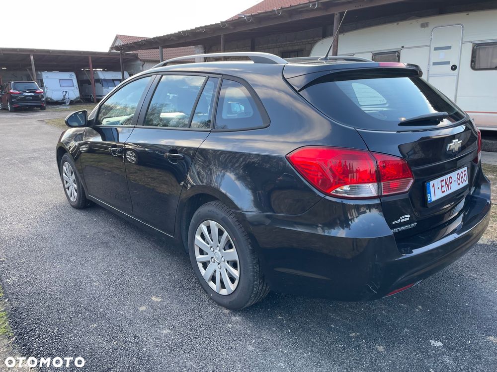 Chevrolet Cruze 1.7 LT - 2