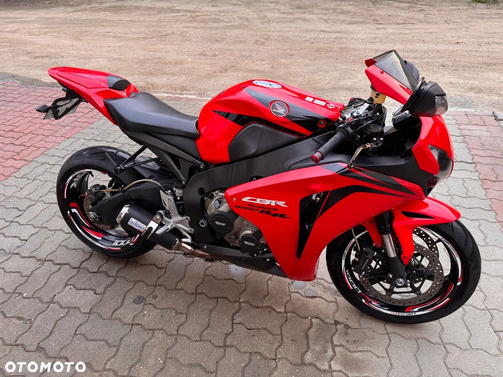 Honda CBR - 1