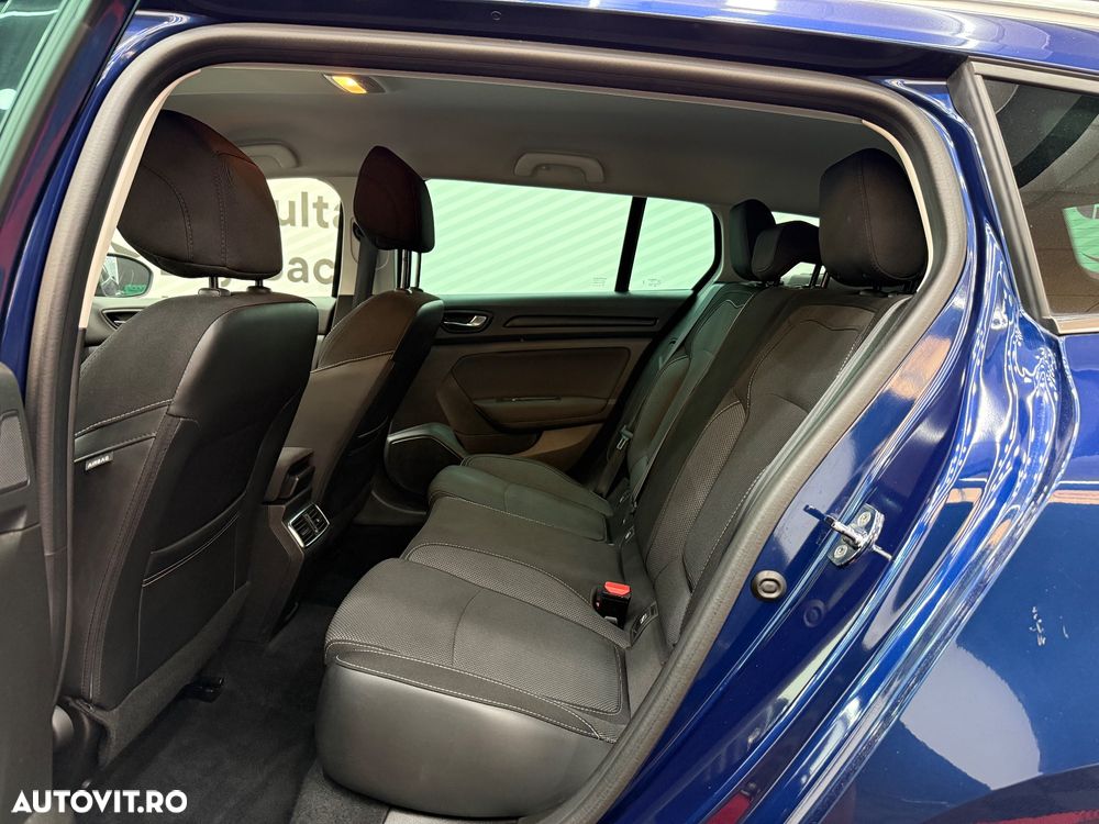 Renault Megane BLUE dCi 115 EDC BUSINESS EDITION - 8