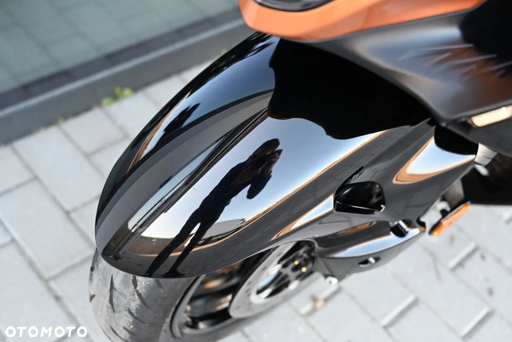 Suzuki GSX-R - 33