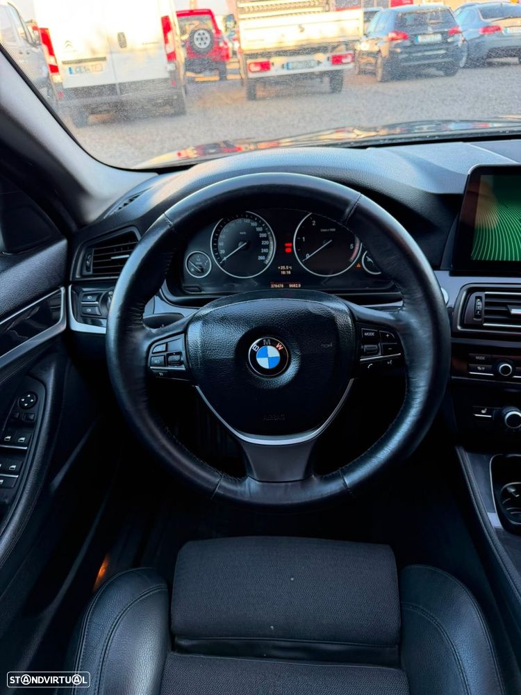 BMW 520 d Auto - 25