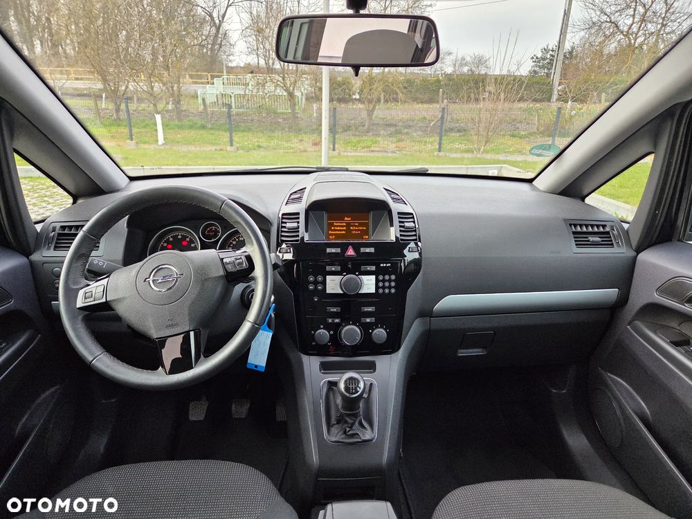 Opel Zafira 1.8 Family - 13